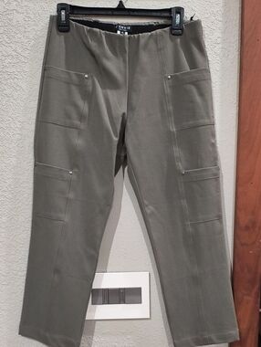 New J'envie Crop Pants